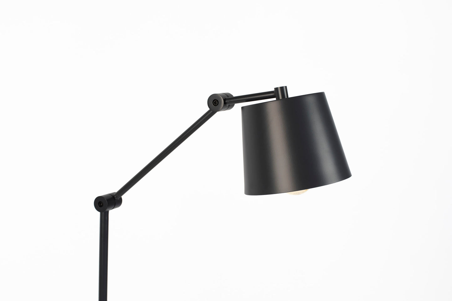 Nancy's River Edge Vloerlamp - Modern - Zwart - IJzer, Pvc - 55 cm x 25 cm x 124 cm