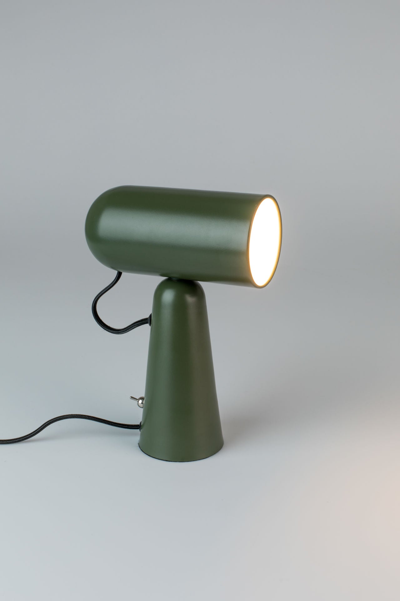 Nancy's North Bellport Bureaulamp - Modern - Groen - IJzer - 18,5 cm x 8,5 cm x 26,5 cm