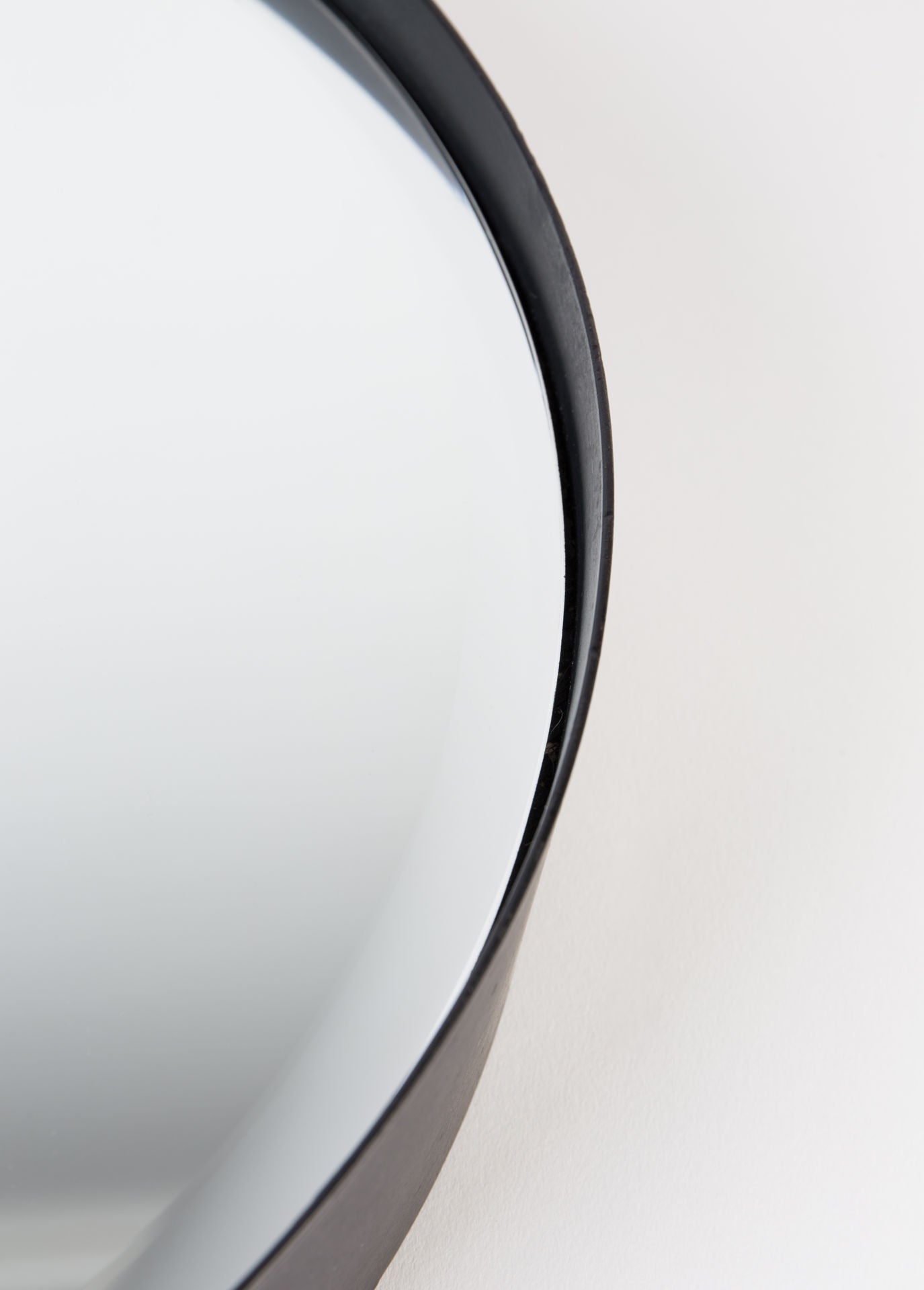 Nancy's Timonium Spiegel - Modern - Zwart - Glas, Staal - 36 cm x 36 cm x 7,5 cm