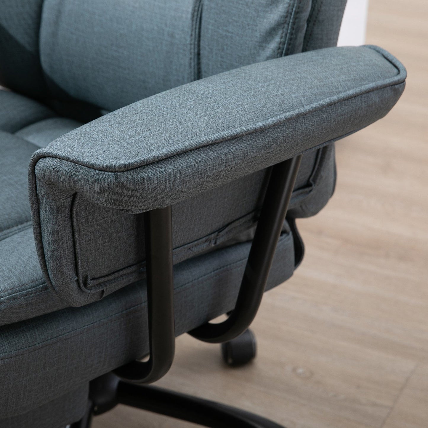 Nancy's Maskall Executive Chair - Grijs - Staal, Mdf, Foam - 26,77 cm x 31,5 cm x 49,6 cm