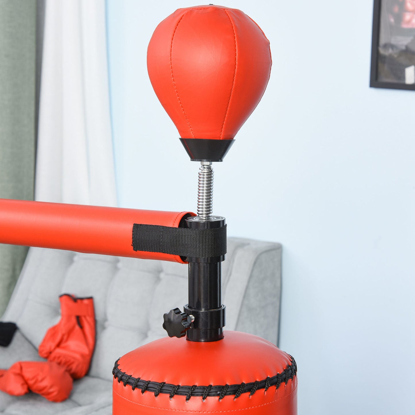 Nancy's Swasey Staande Bokszak - Zwart, Rood - Pu, Pe, Hdpe - 34,64 cm x 18,89 cm x 80,7 cm