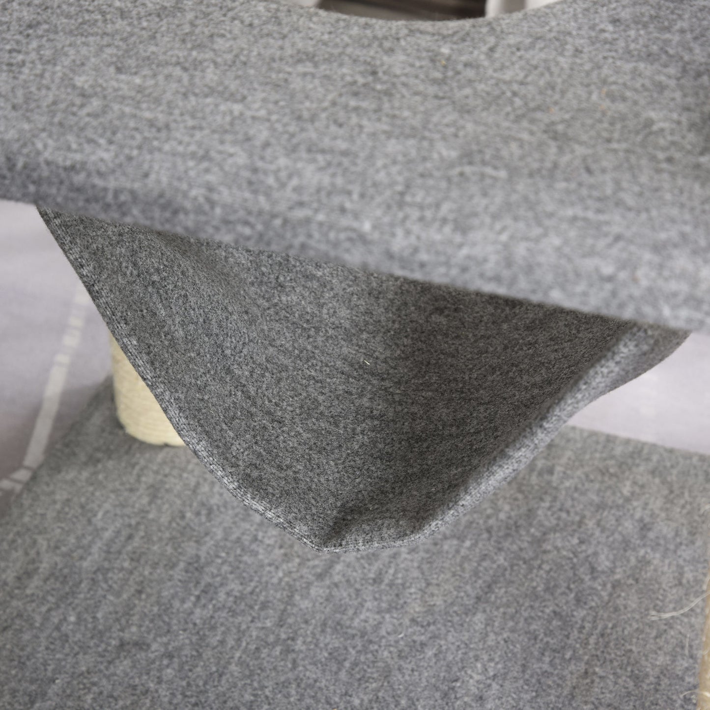 Nancy's The Bight Krabpaal - Klimboom voor katten Multi-level krabpaal met kattenbak