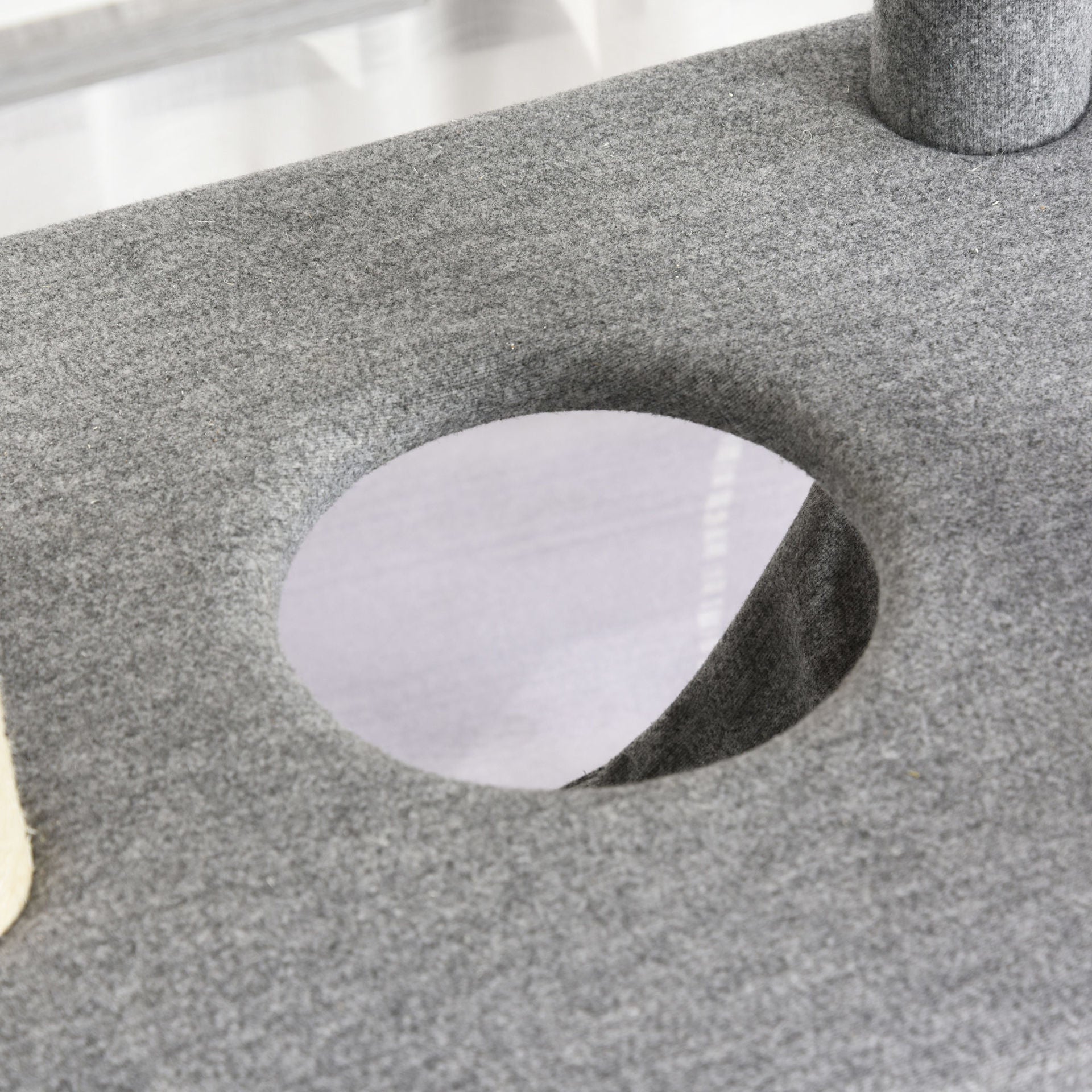 Nancy's The Bight Krabpaal - Klimboom voor katten Multi-level krabpaal met kattenbak