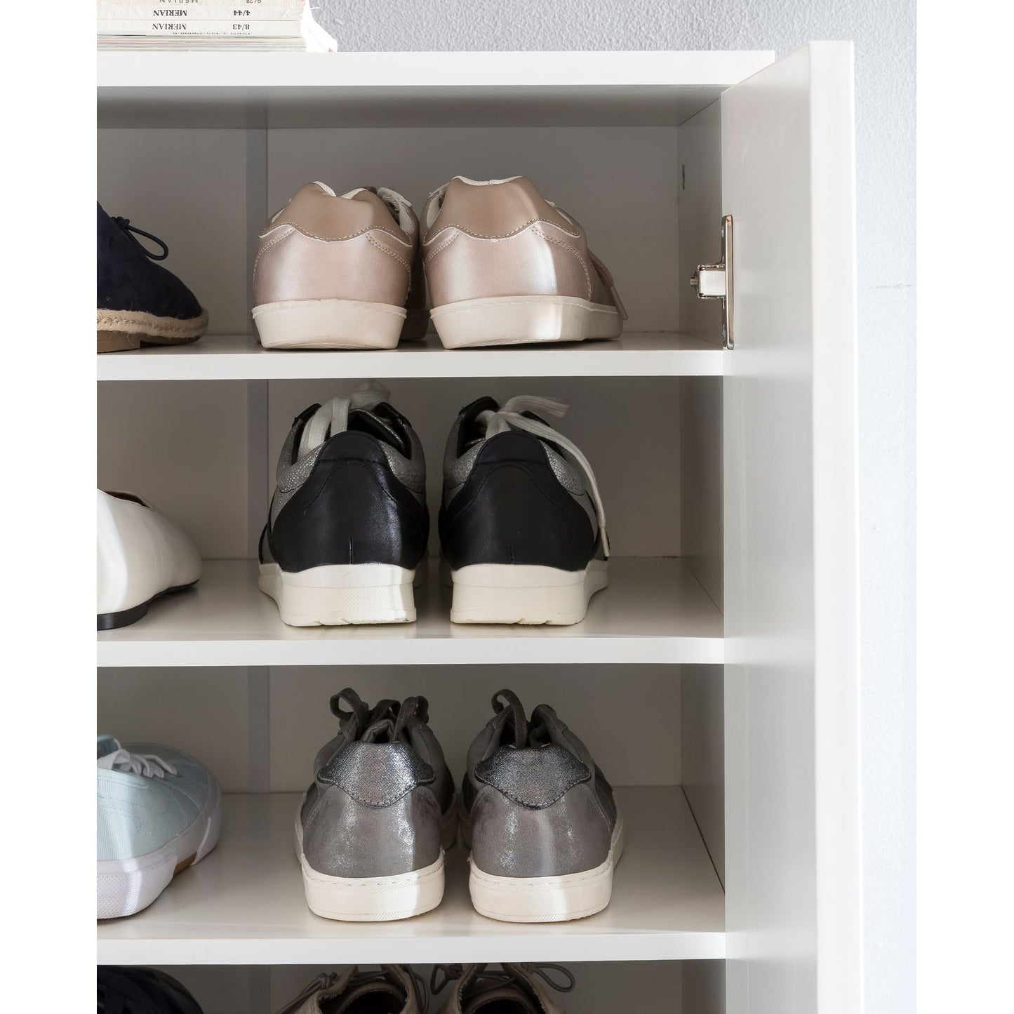 Nancy's Dunkirk Shoe Cabinet - Approx. 14 Pairs - Shoe Organizer - Shoe Rack - White - Doors