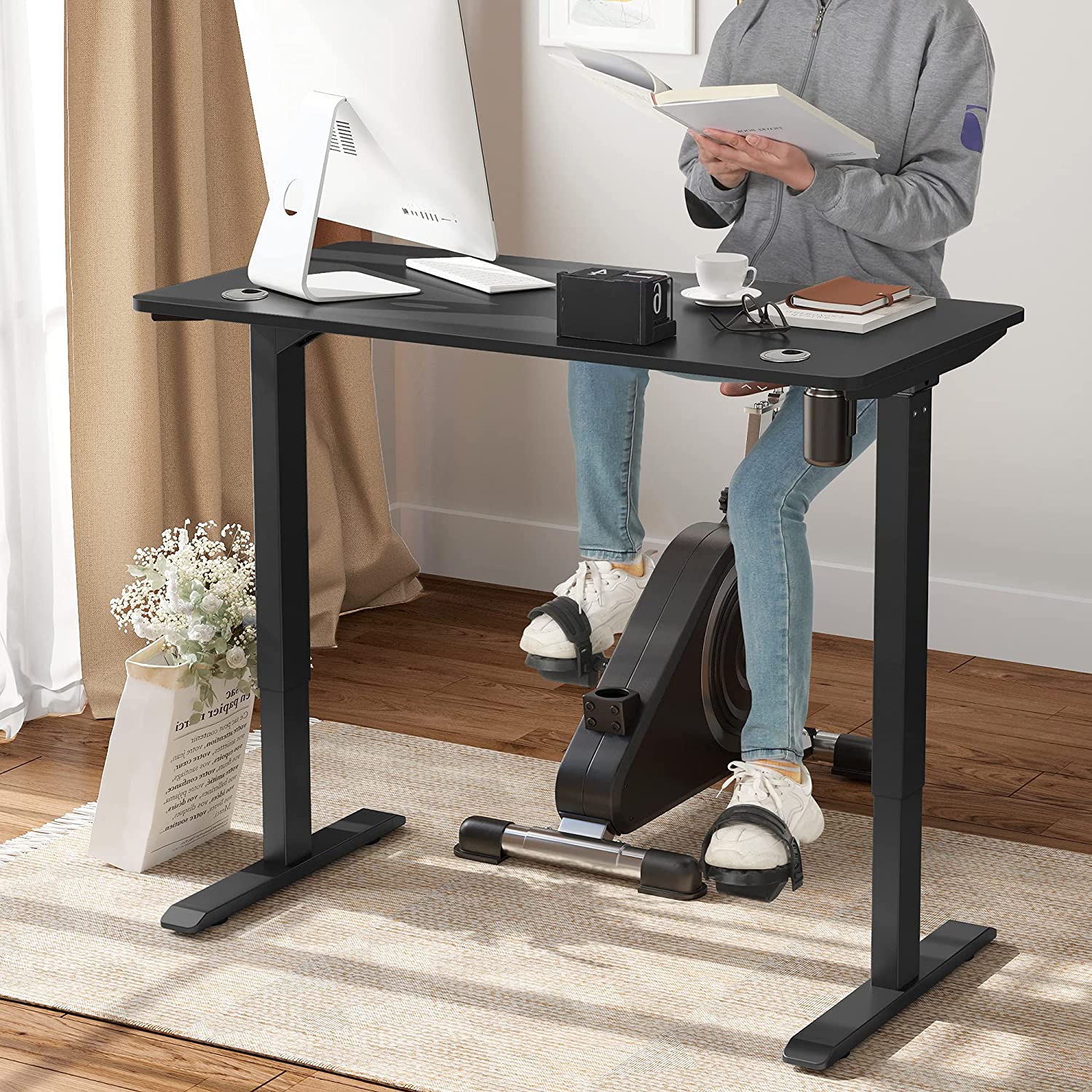 Nancy's Gaskiers Desk - Height Adjustable - Sit-stand-table - Automatic - Cable management - Office table - Black/White - MDF - Steel - 120 x 60 x (73-114)