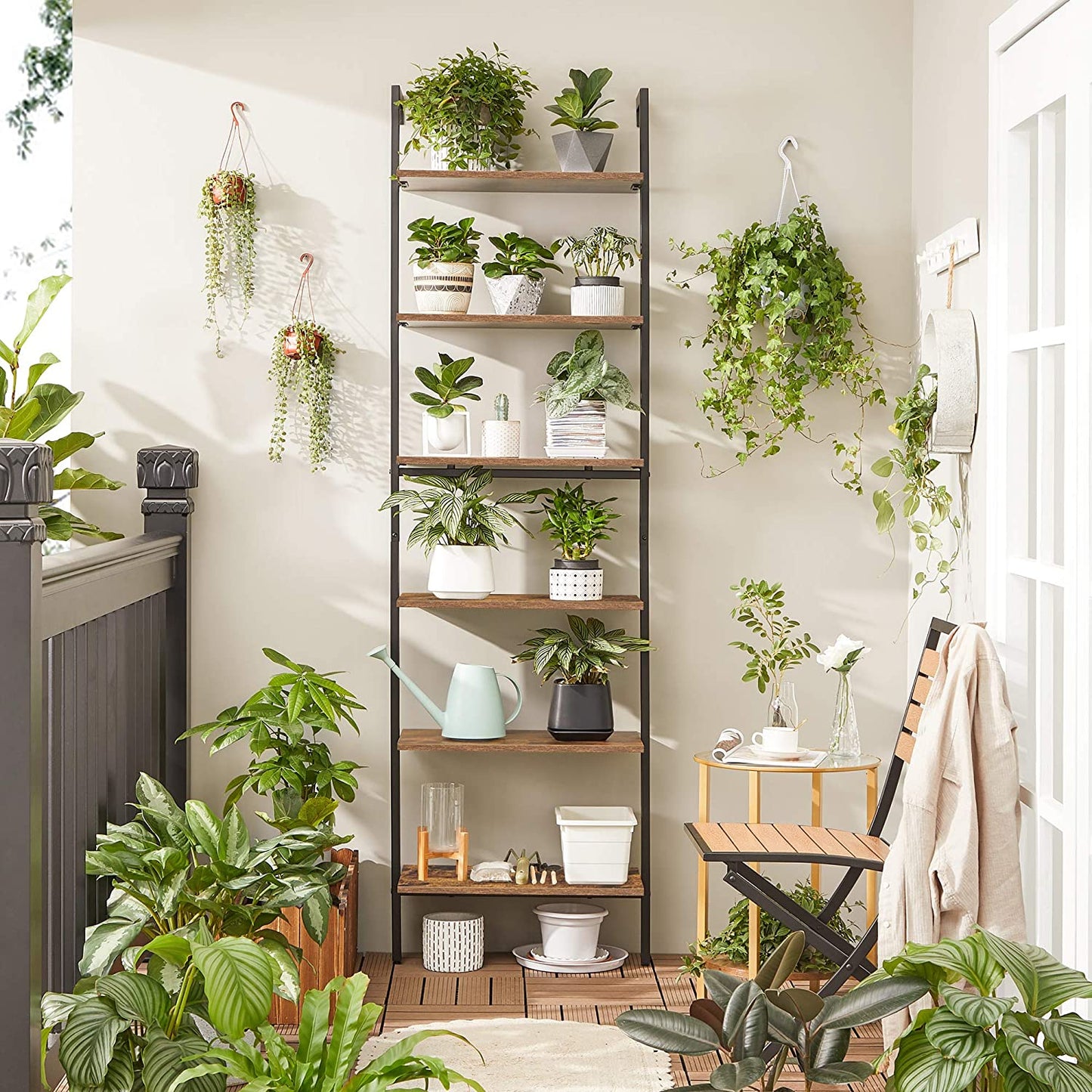 Nancy's Wellington Boekenregaal - Ladderkast - Wandkast - Boekenrek - Opbergruimte - Bruin - ± 60 x 30 x 205 cm