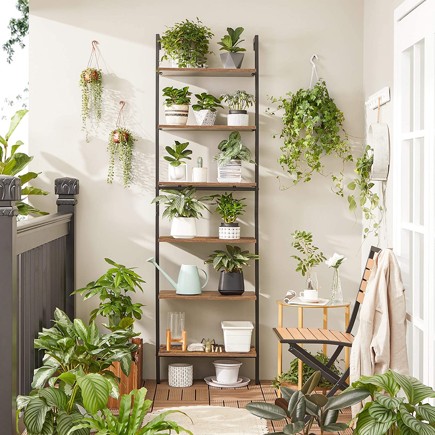 Nancy's Wellington Boekenregaal - Ladderkast - Wandkast - Boekenrek - Opbergruimte - Bruin - ± 60 x 30 x 205 cm