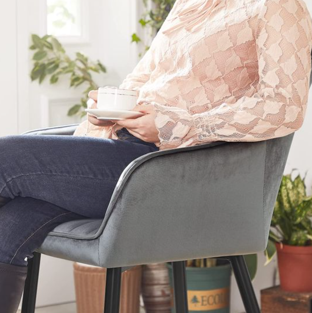 Nancy's Halfway Eetkamerstoelen - Fauteuil - Set Van 2 - Grijs / Zwart - Fluweel / Staal