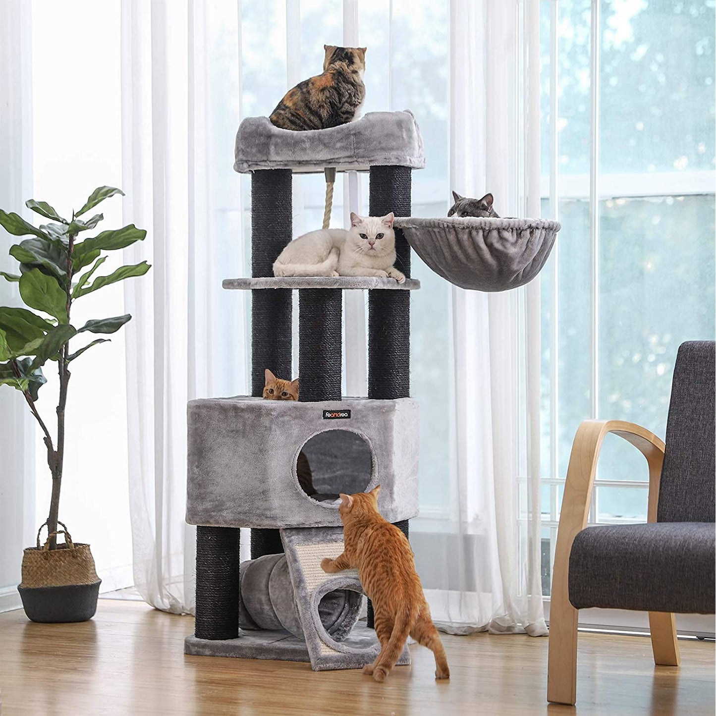 Arbre à chat Nancy's XL - Maison pour chat de luxe - Griffoir - Chats - Pour 4 chats - 50 x 50 x 141 cm (L x L x H)