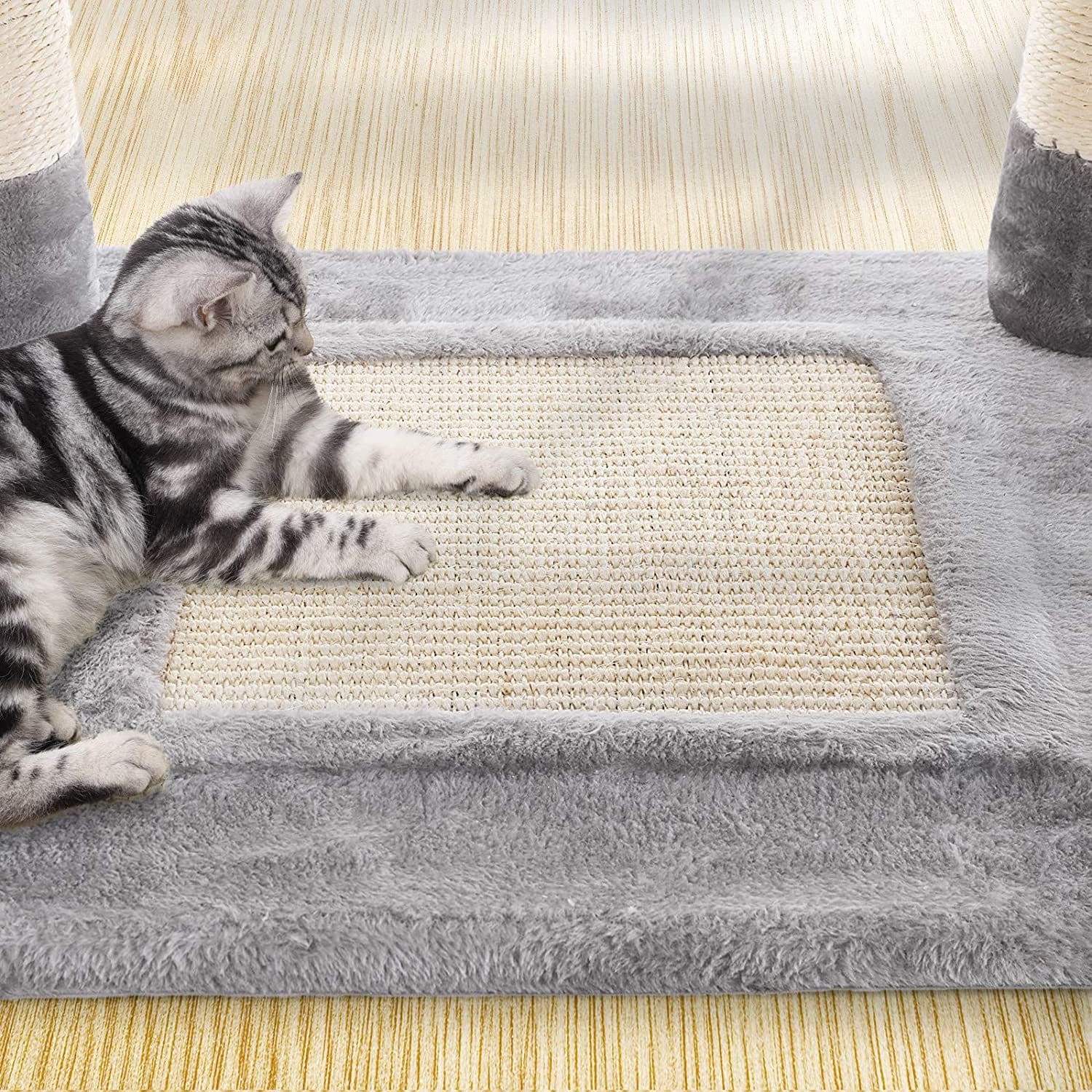 Nancy's Krabpaal - Speelhuis Voor Katten - Klimboom 148CM - Krabpalen